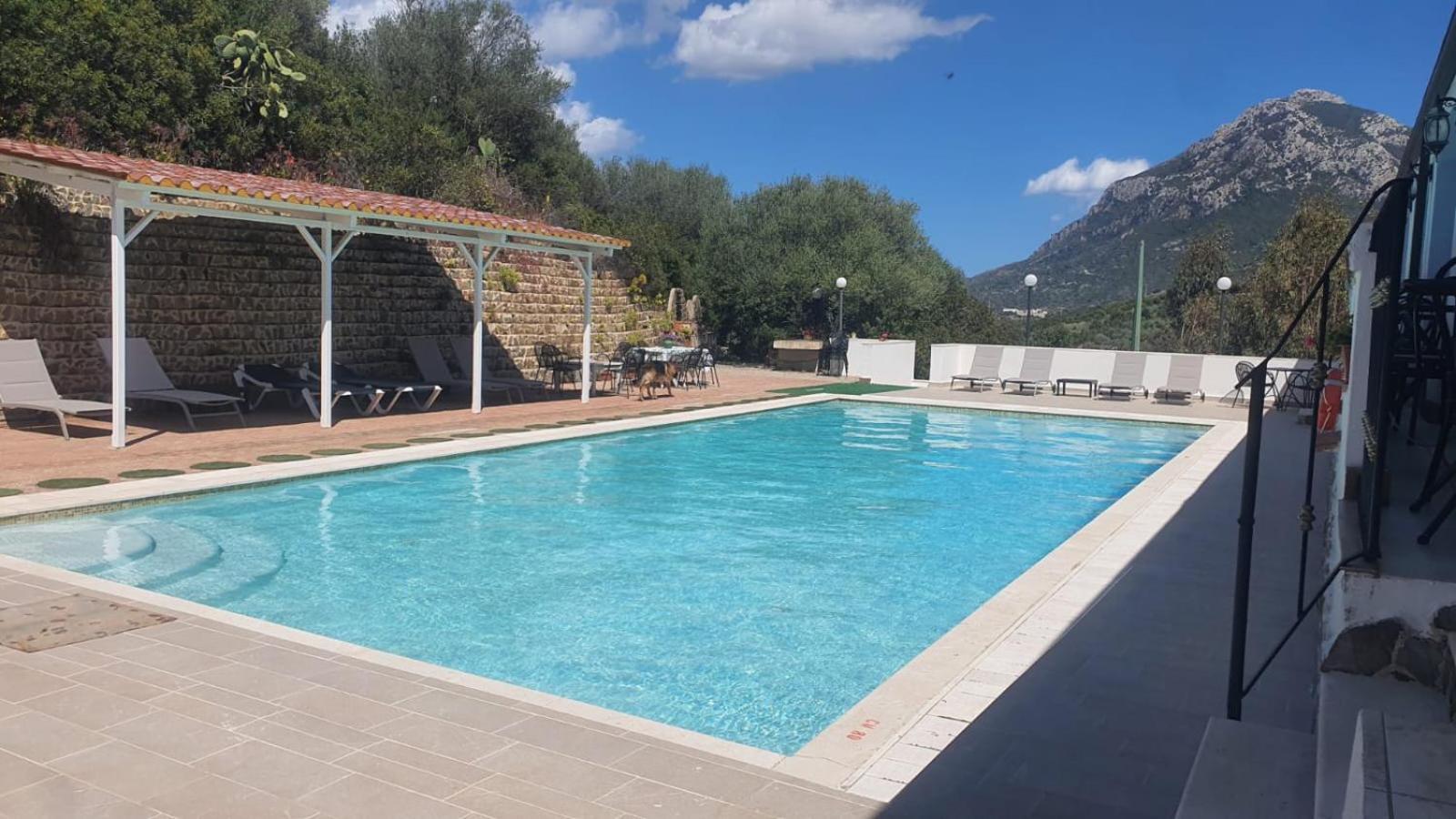 Hotel Valle Del Cedrino Galtelli Bagian luar foto