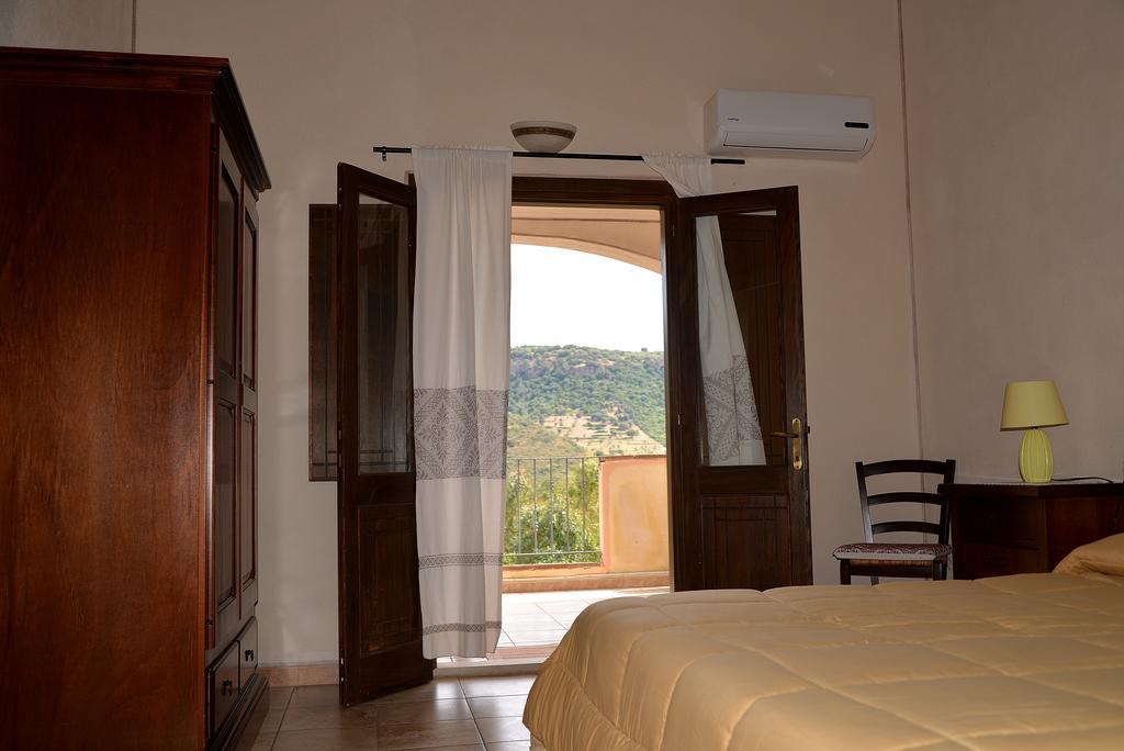 Hotel Valle Del Cedrino Galtelli Bagian luar foto